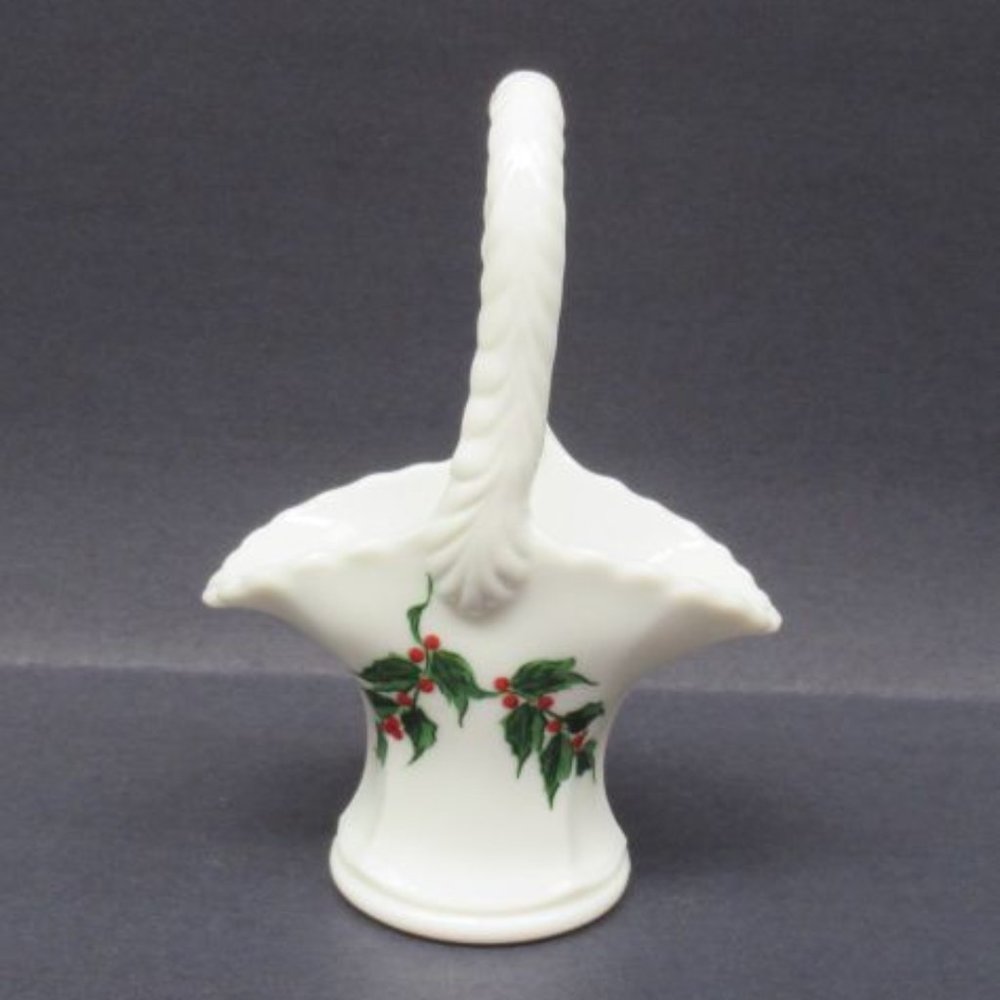 Westmoreland Milk Glass Line 750 6 1/2 In Hand Painted HOLLY Basket